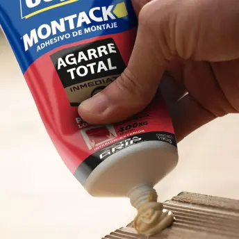 TUBO SELLADOR SIN CLAVOS MONTACK INMEDIATO 450kg 260gr 507241 CEYS